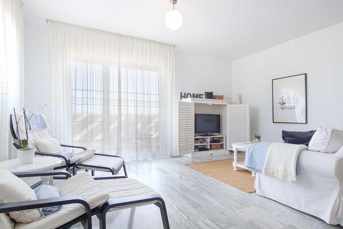 Precioso Atico En Cabopino - Marbella Apartment ภายนอก รูปภาพ