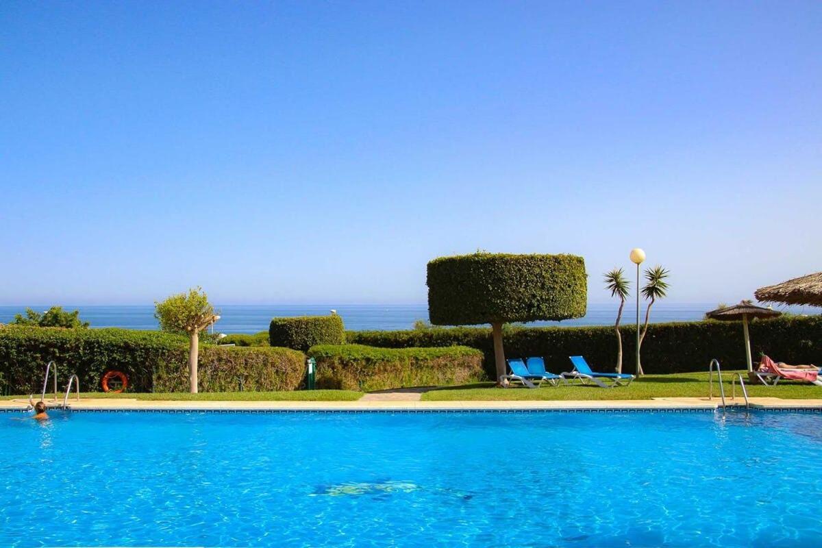 Precioso Atico En Cabopino - Marbella Apartment ภายนอก รูปภาพ